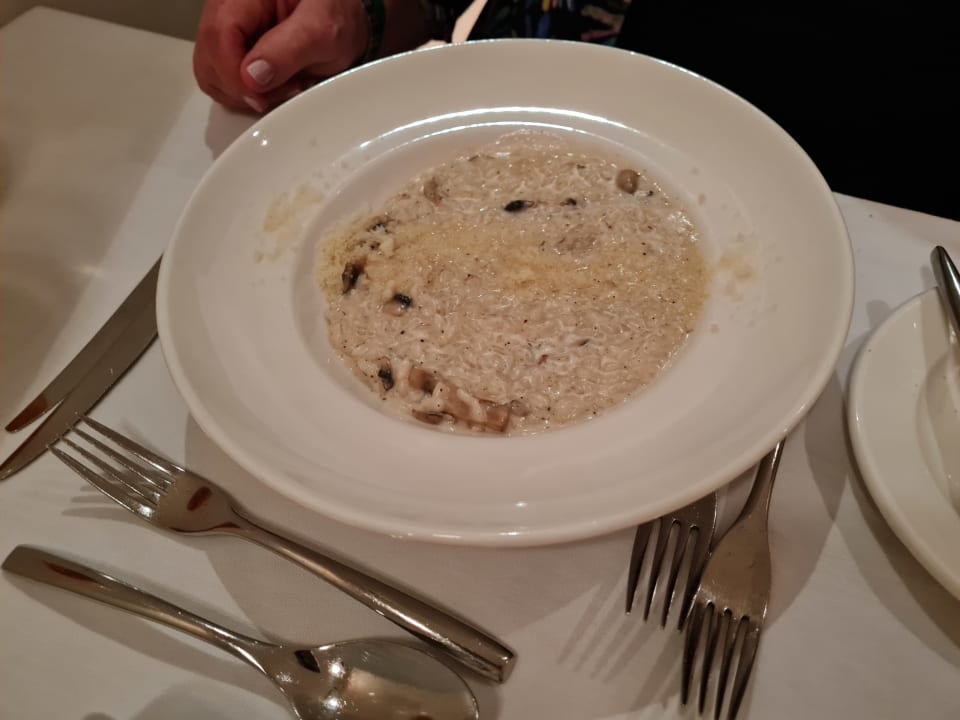 Gastro Fort Arabesque Resort, Spa & Villas