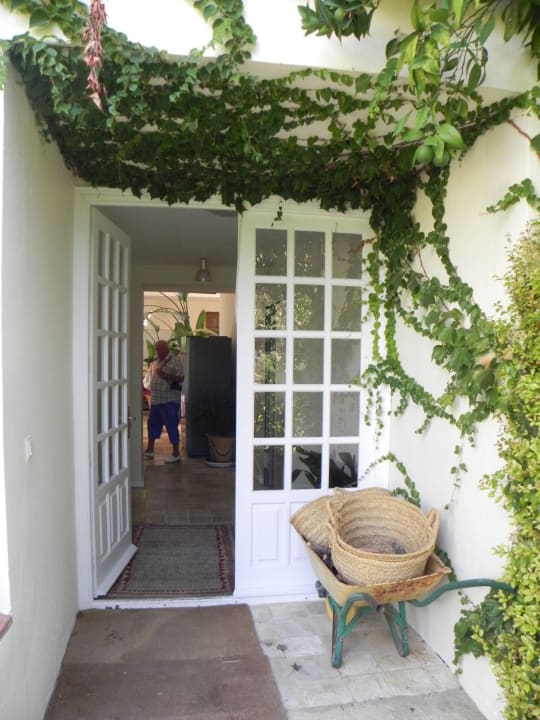 Side door into the hotel Hotel La Fuente De La Higuera