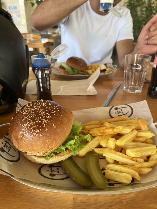 Gastro Heaven Beach Aparthotel