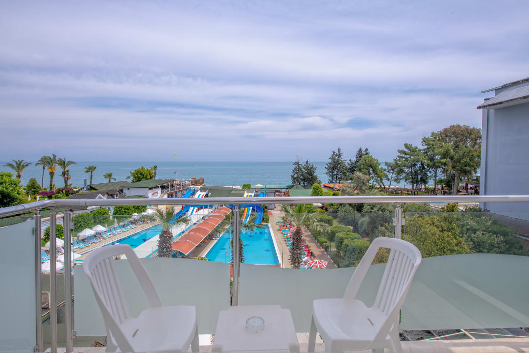 Ausblick Lims Bona Dea Beach Hotel