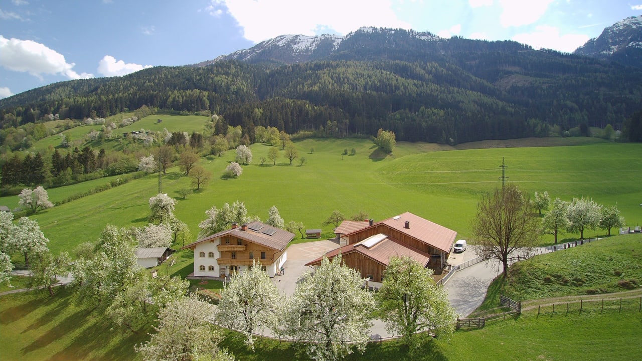 Außenansicht Urlaub am Bauernhof Ferienparadies Taxen
