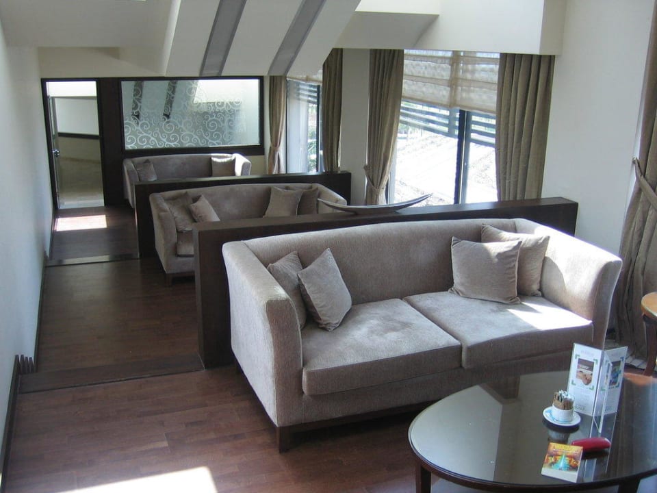 Sitzecke in der Lobby Susesi Luxury Resort