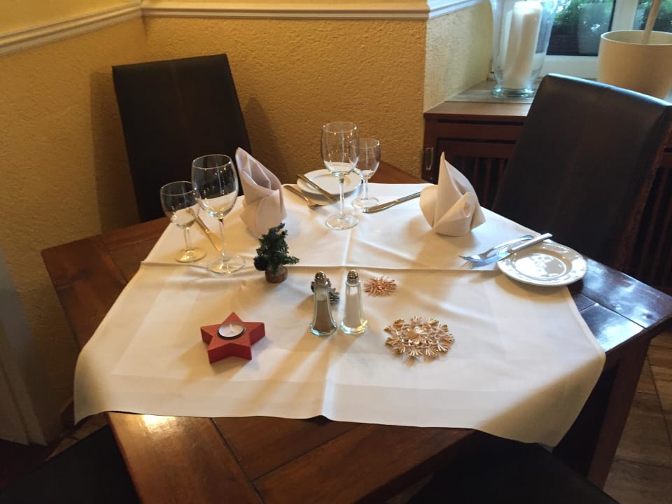 Tisch gedeckt Landhotel Steffen