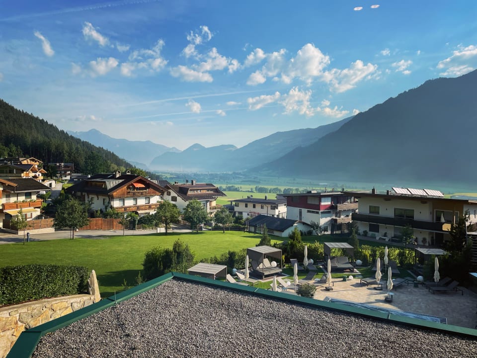 Ausblick Platzlhof - Mein Hotel im Zillertal