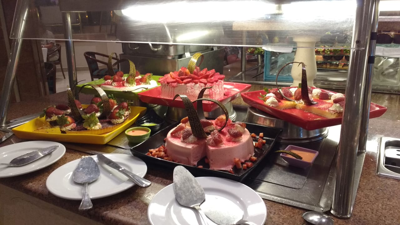 Gastro Pharaoh Azur Resort