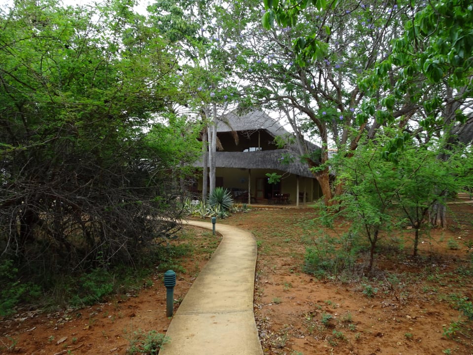 Haupthaus Kubu Safari Lodge