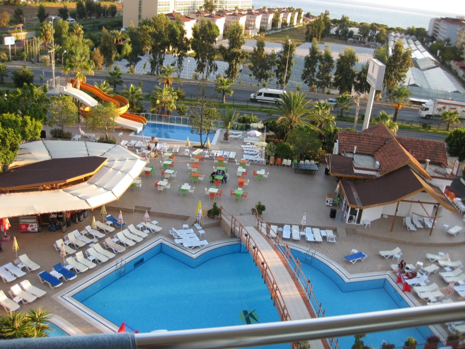 Pool und Außenanlage  Numa Konaktepe