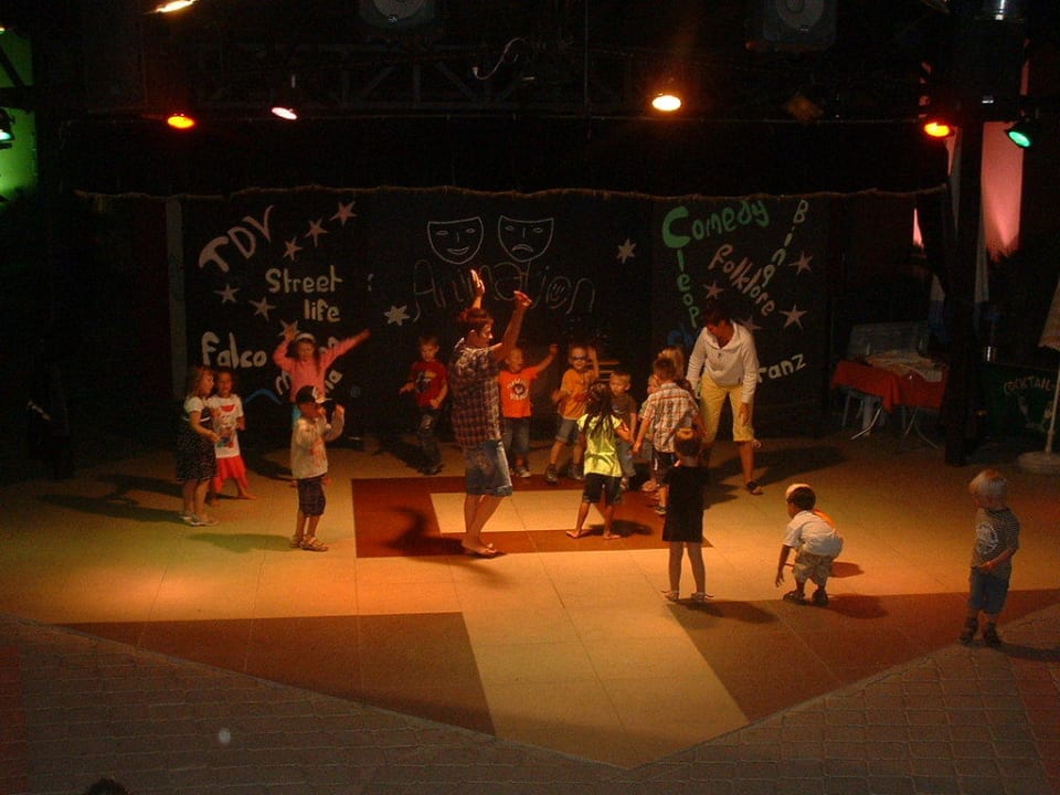 Showanimation Hotel Orfeus Park