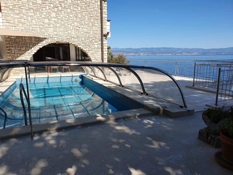 Pool Villa Kleiner