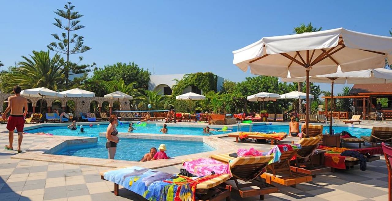 Gaia Garden 2009 kinder pool view Gaia Garden Hotel