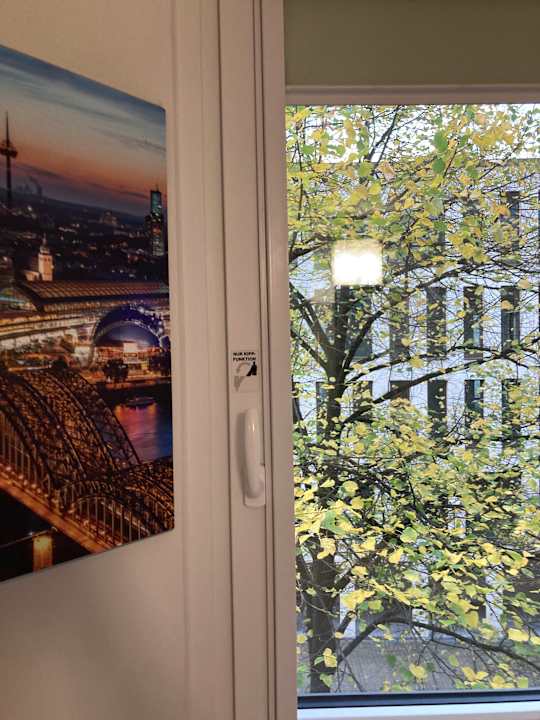Zimmer ibis budget Köln Messe