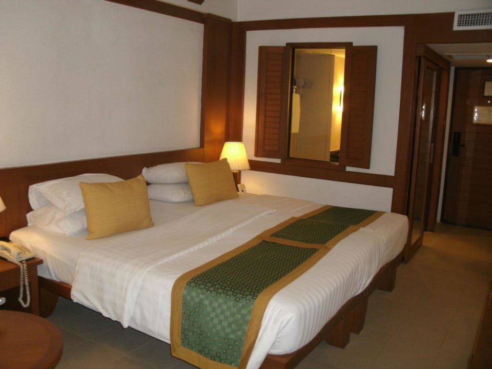 Bett Woodlands Hotel & Resort