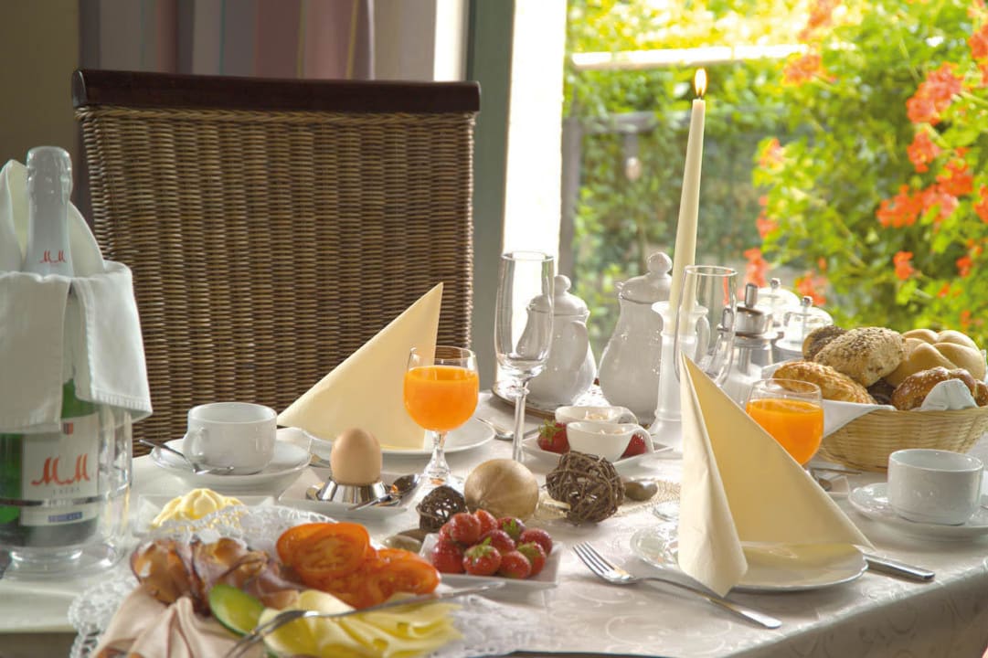 Frühstück Parkhotel Sonnenberg