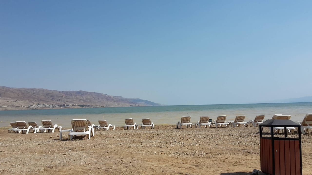 Strand  Ramada Resort Dead Sea