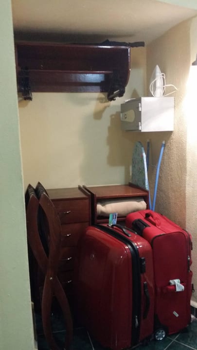 Zimmereinrichtung Hotel Los Caneyes