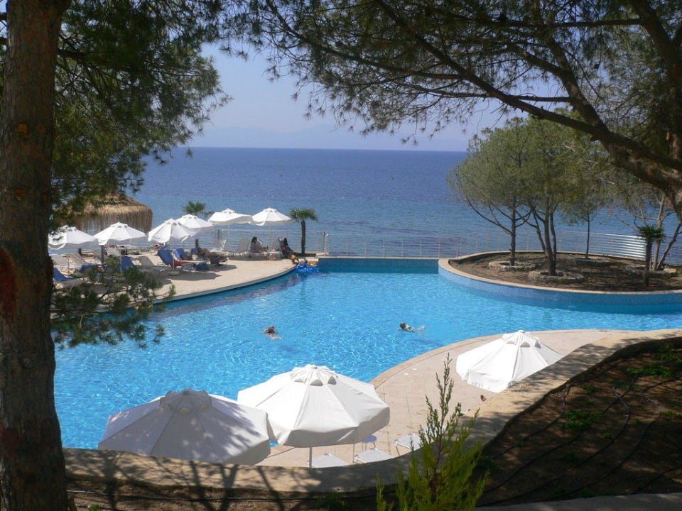 Traumhafte Lage Aria Claros Beach & Spa Resort