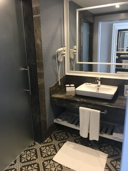 Zimmer Rubi Platinum Spa Resort & Suites