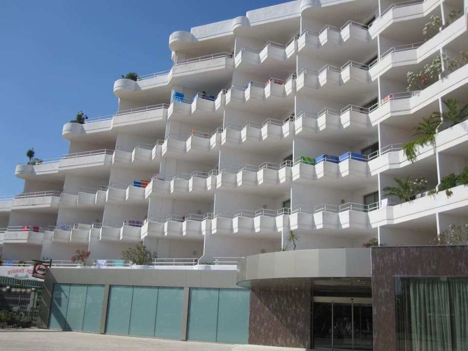 Außenaussicht Nebeneingang Hipotels Cala Millor Park