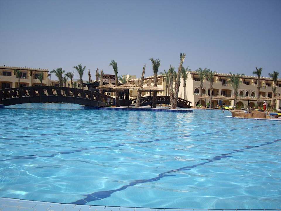 Basen Sea Beach Aqua Park Resort Managed by Blue Resorts