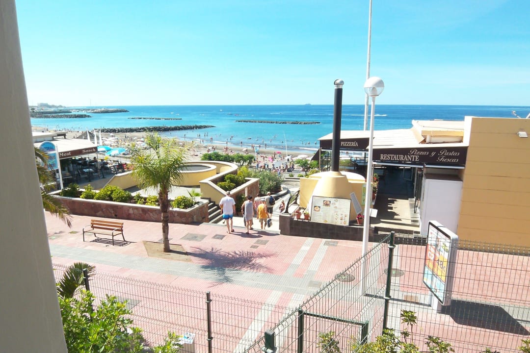 Blick aus dem 15qm grossen Esszimmer Los Olivos Beach Resort