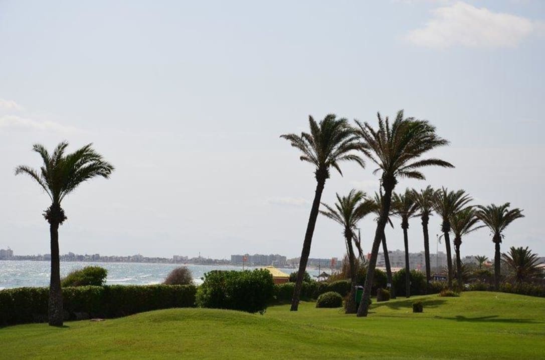 Pole golfowe na terenie hotelu Nour Palace Resort & Thalasso