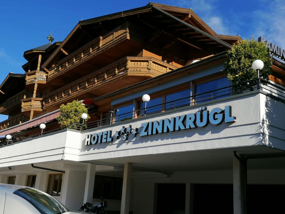 Außenansicht Hotel Zinnkrügl