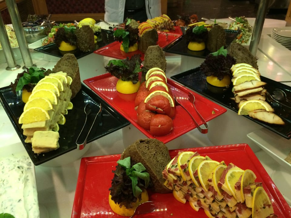 Buffet täglich was anderes Ramada Plaza by Wyndham Antalya