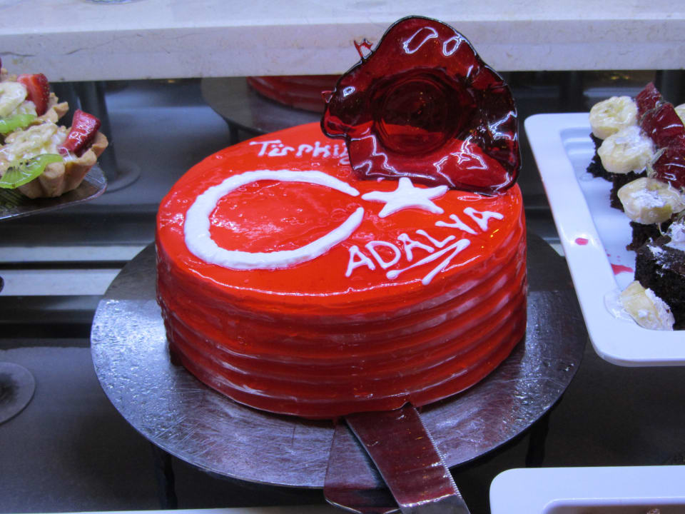 Viel zu schade um anzuschneiden Adalya Resort & Spa - Adults Only