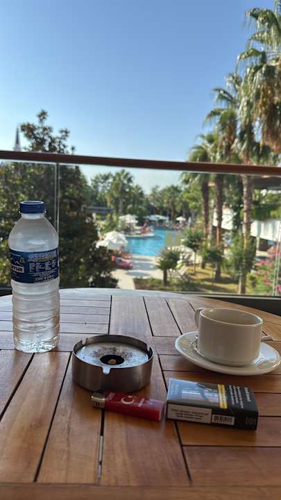 Gastro Terrace Elite Resort