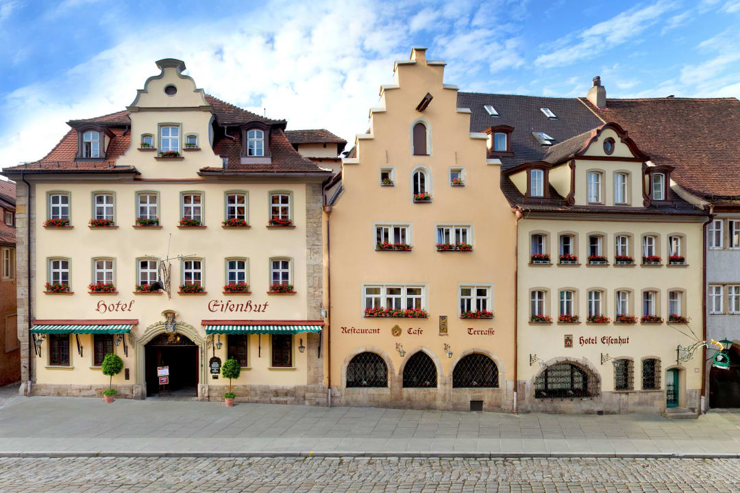 Außenansicht Hotel Eisenhut