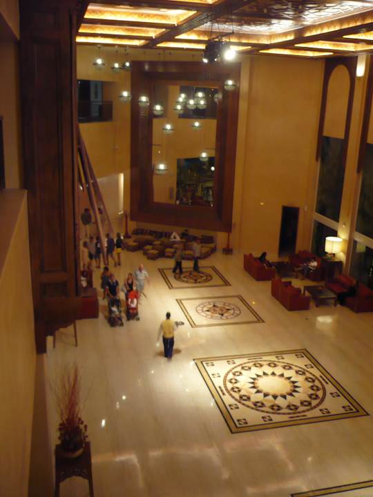 Riesige Lobby über zwei Stockwerke Iberostar Selection Royal El Mansour