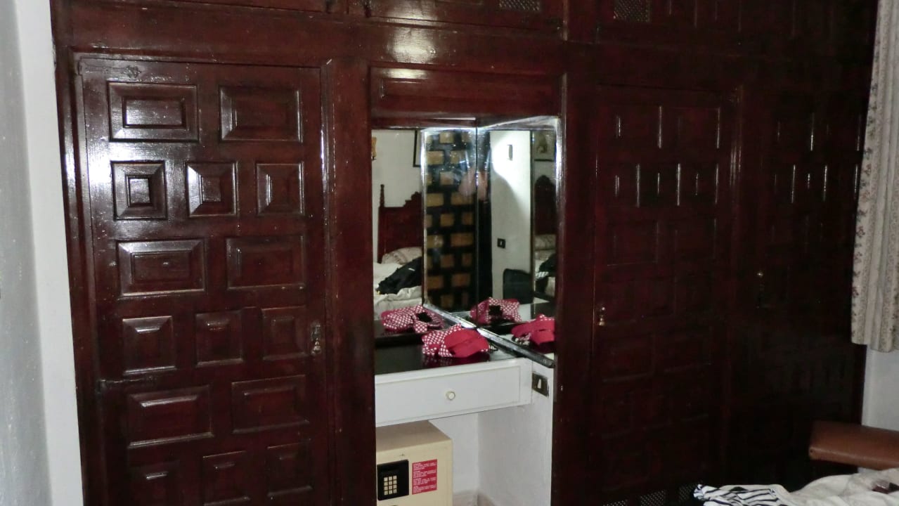 Schlafzimmer Hotel Rey Carlos