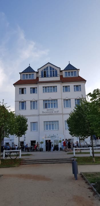 Außenansicht Strandhotel Bansiner Hof
