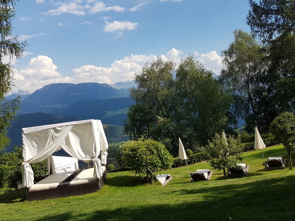 Gartenanlage Boutique Pension Erlacher – Adults Only