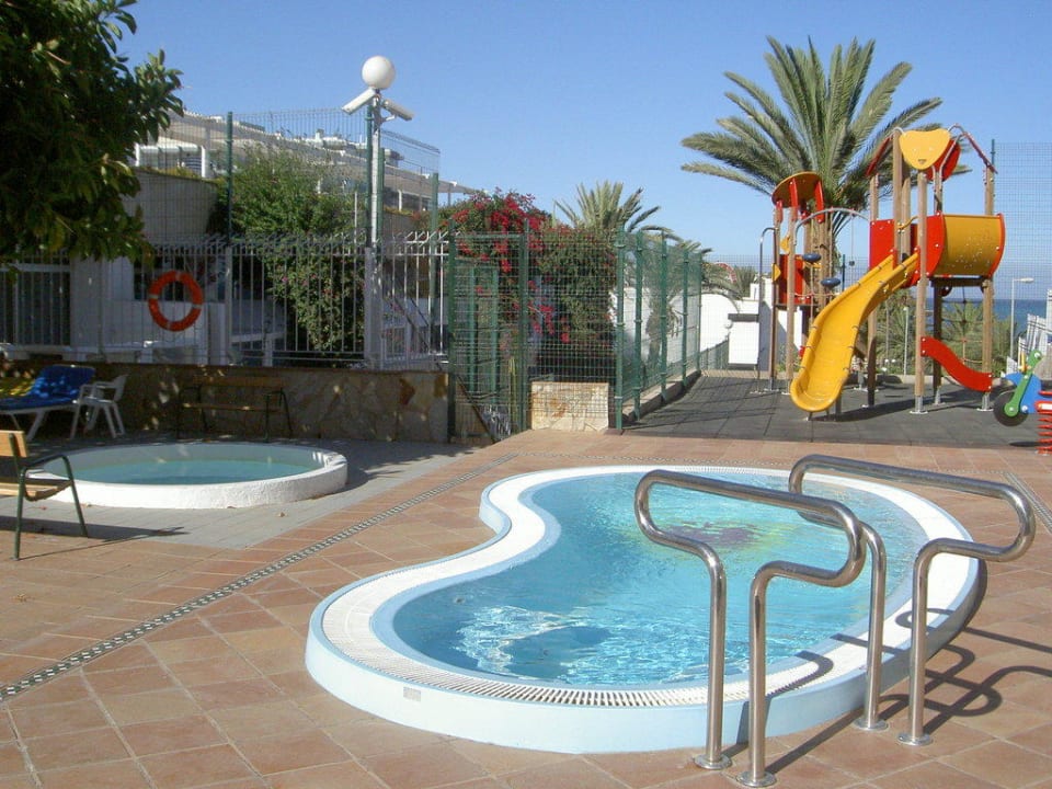 Kinderbecken und Whirlpool Hotel Europalace