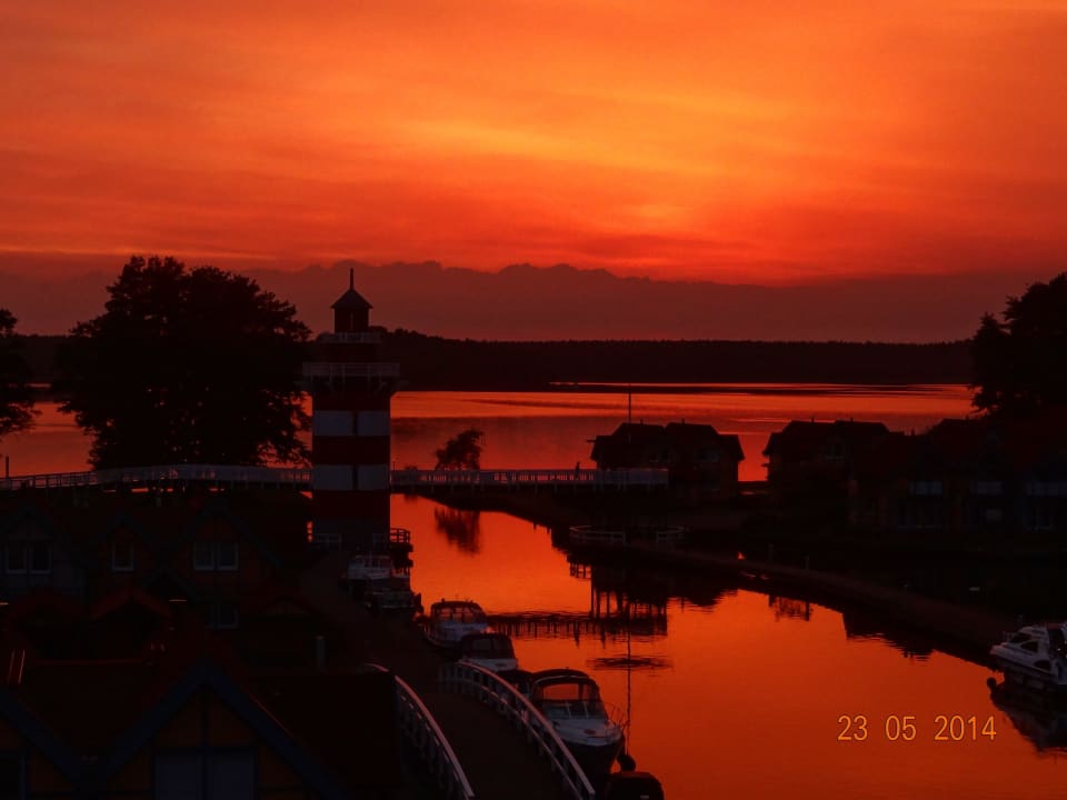 Abendstimmung Precise Resort Hafendorf Rheinsberg