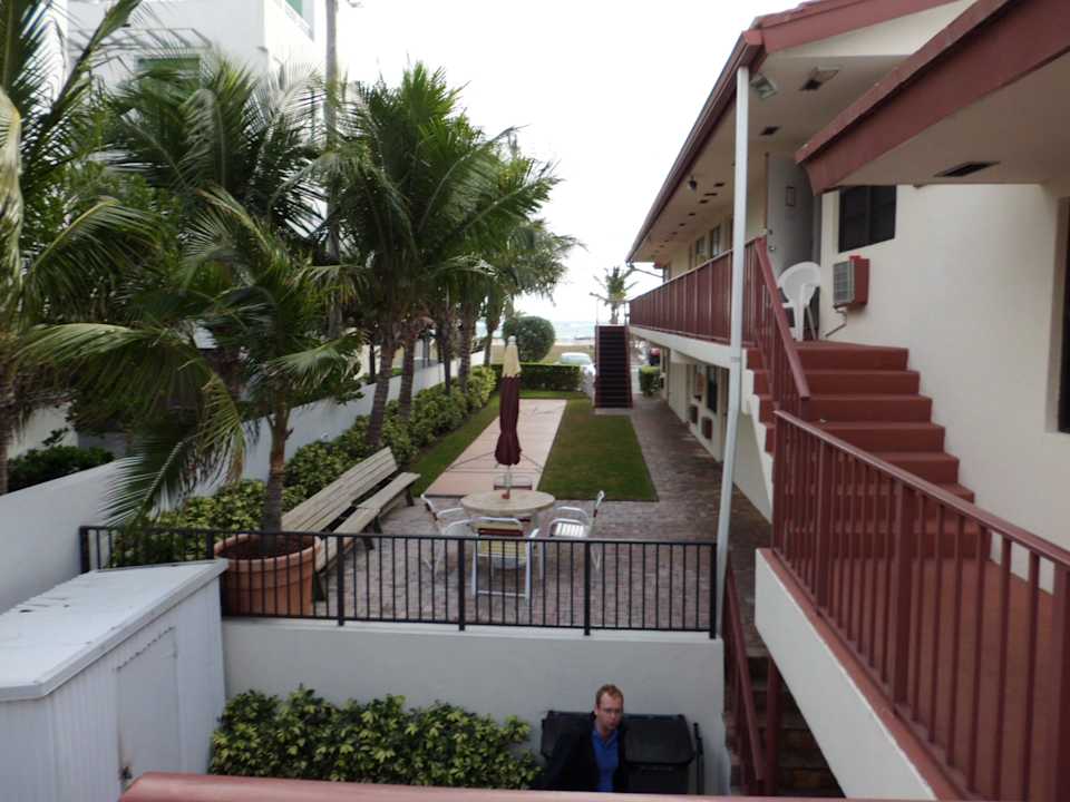 Die Außenanlage Hotel Surf Side Resort