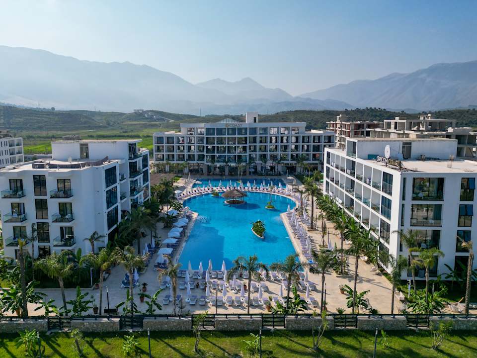 Außenansicht Oricon Coast Luxury Resort