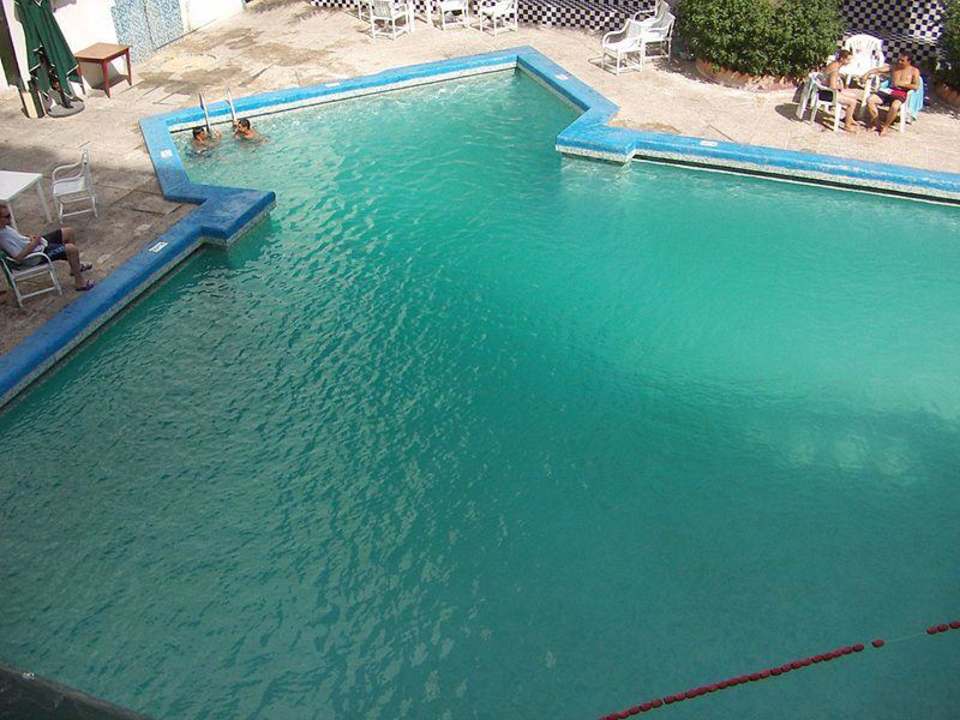 Basen pool Hotel Nour Justinia