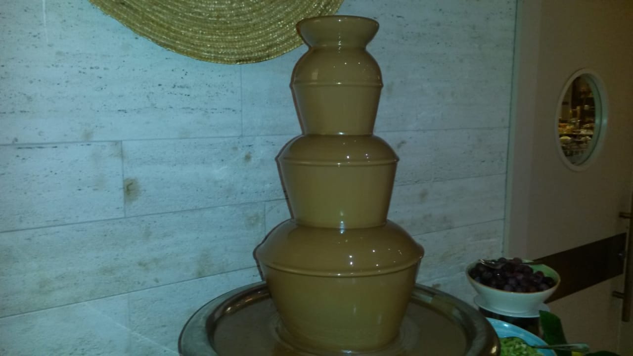 Gastro Acanthus Cennet Barut Collection