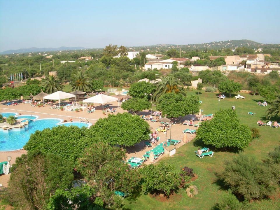 Blick zum Pool Hotel Mariant Park