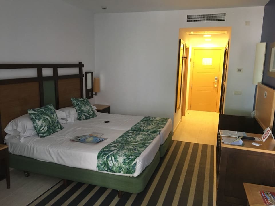 Zimmer Hotel Costa Calero