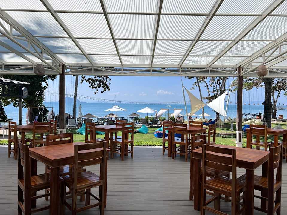 Gastro Royal Yao Yai Island Beach Resort