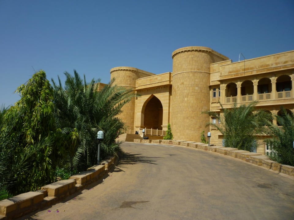 Auffahrt Hotel Rang Mahal