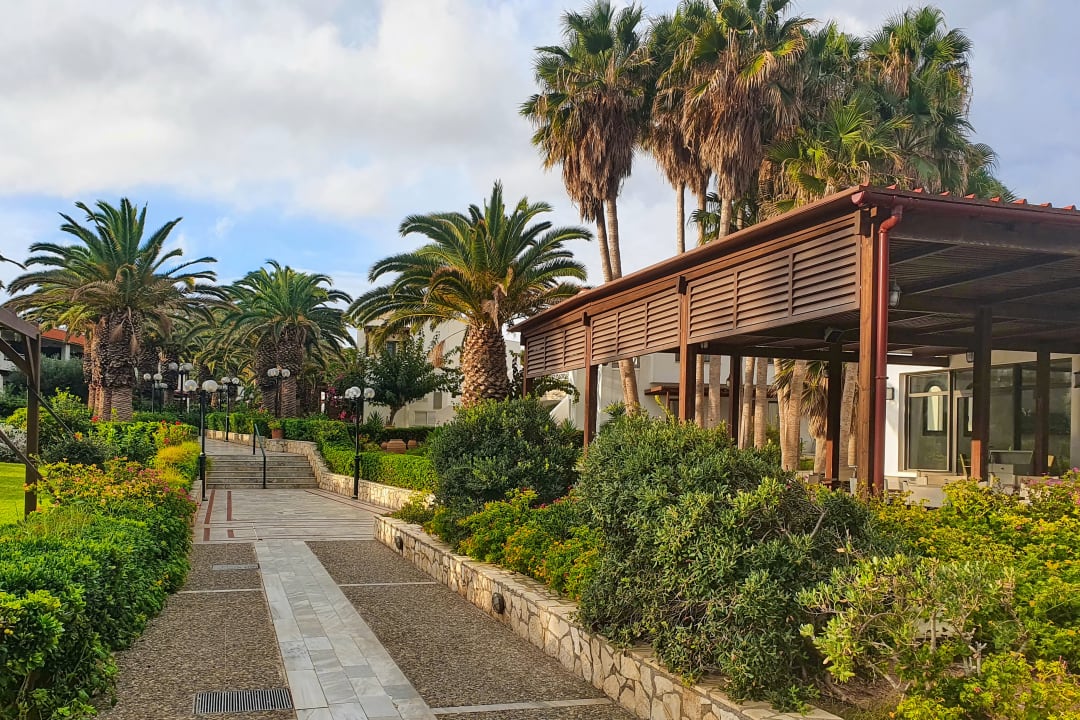 Außenansicht Annabelle Beach Resort