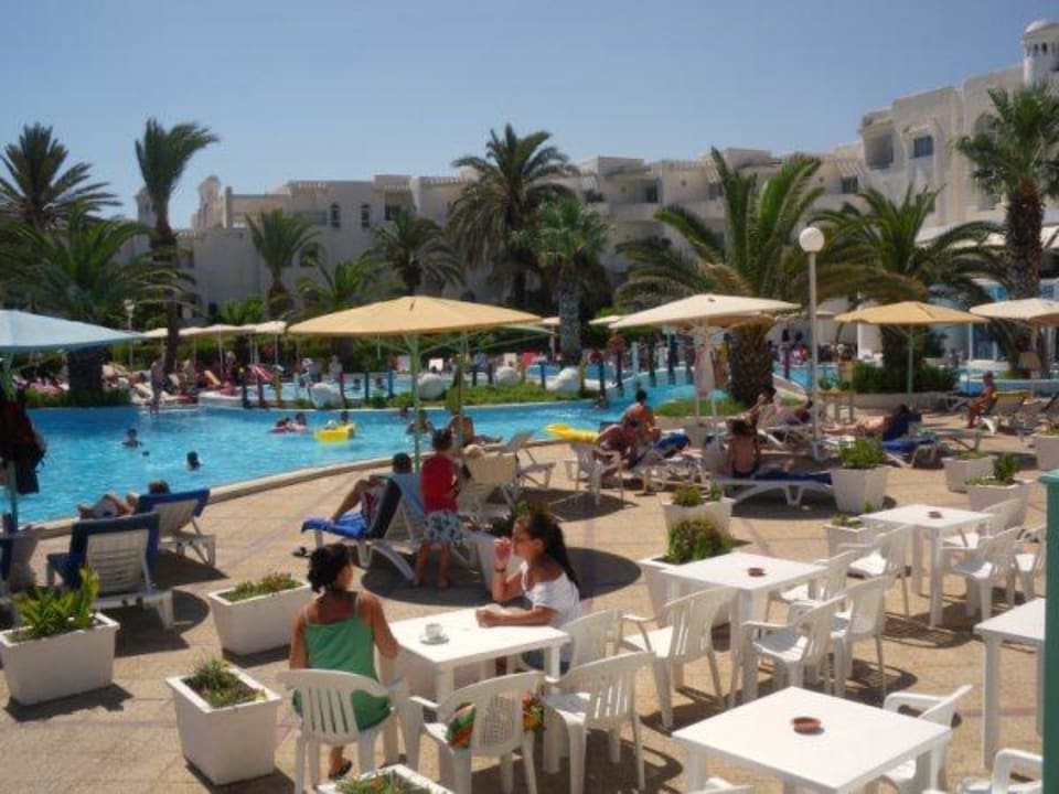 Piscine Hotel El Mouradi Skanes Beach