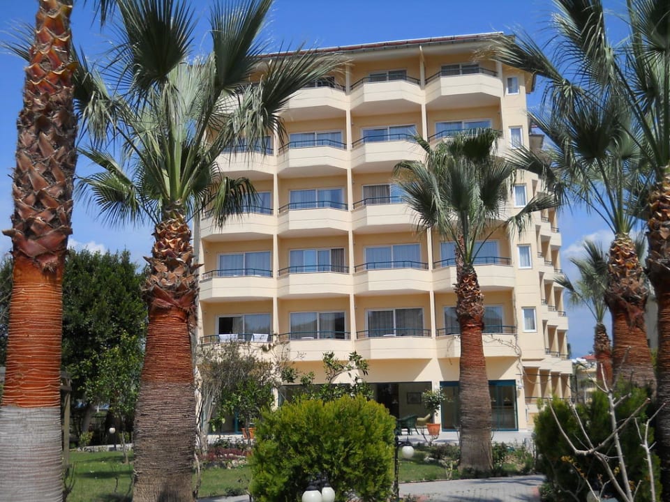 Haus C  Aska Hotel Just in Beach