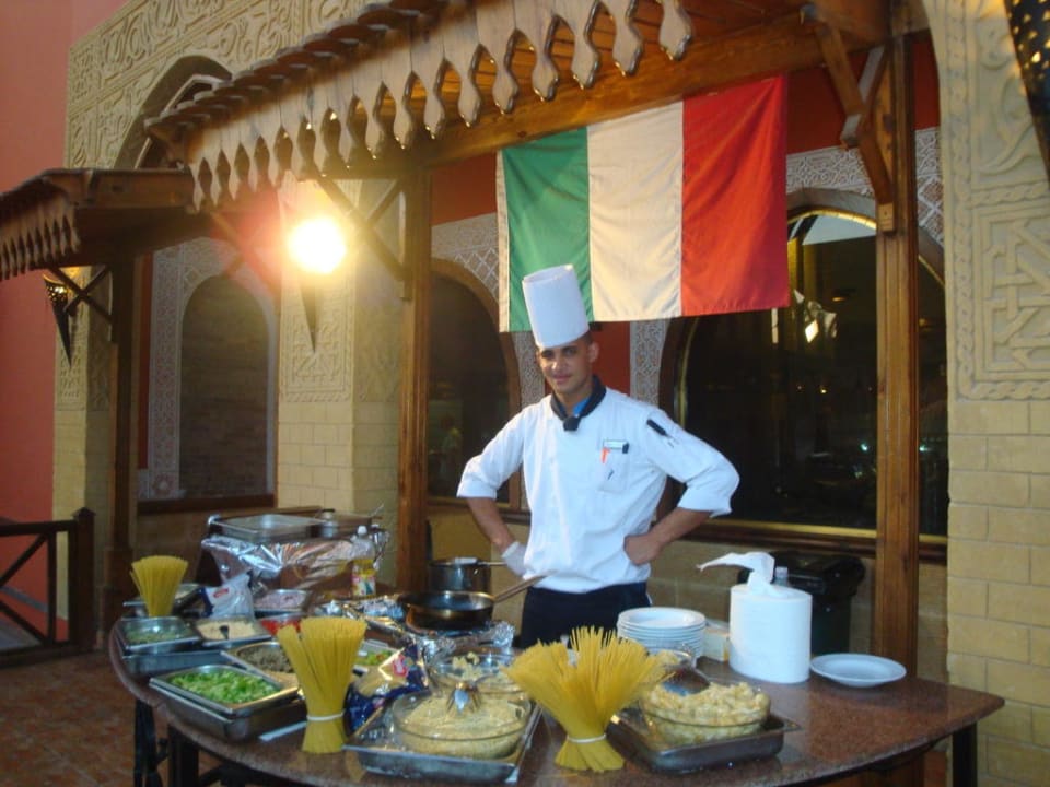 Italian Restaurant Pickalbatros Alf Leila Wa Leila Resort - Neverland Hurghada