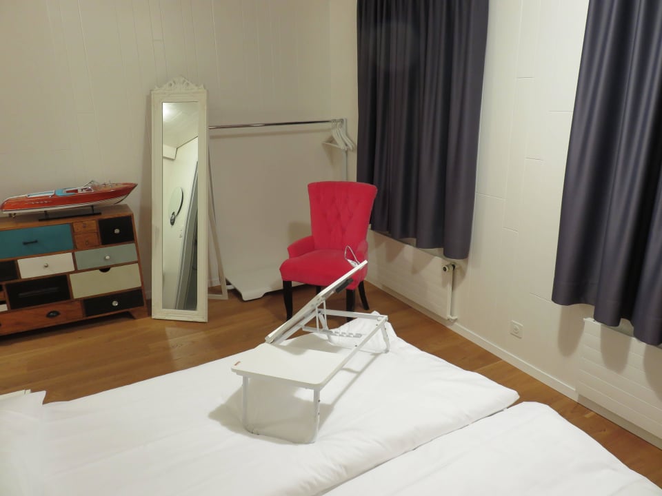 Standard Doppelzimmer #103 Hotel Bad Kyburg