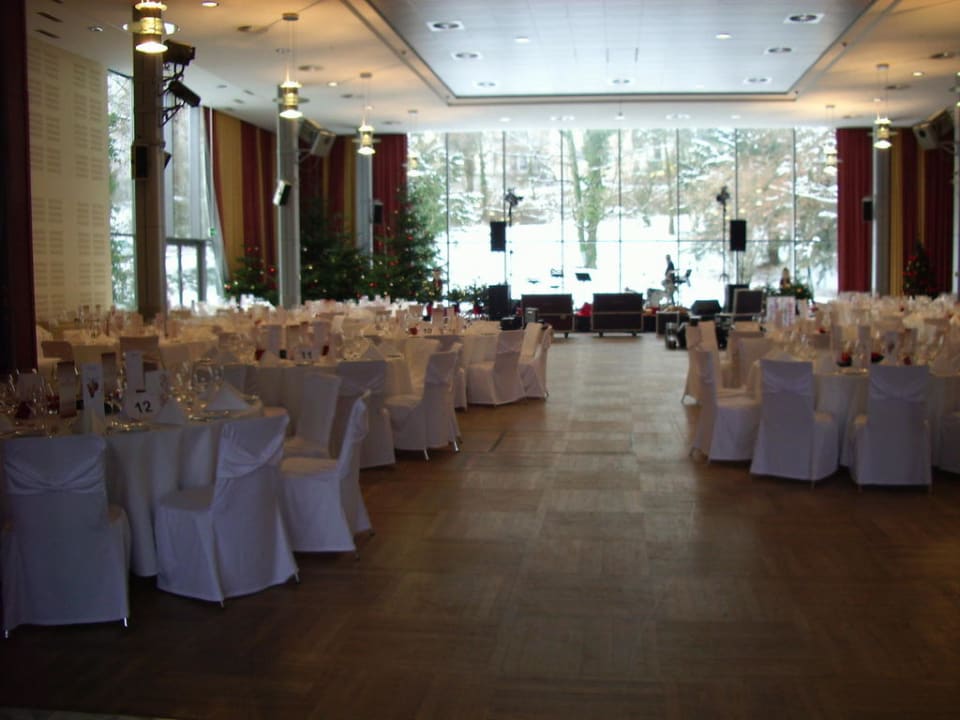 Geschmückter Ballsaal Dolce by Wyndham Bad Nauheim